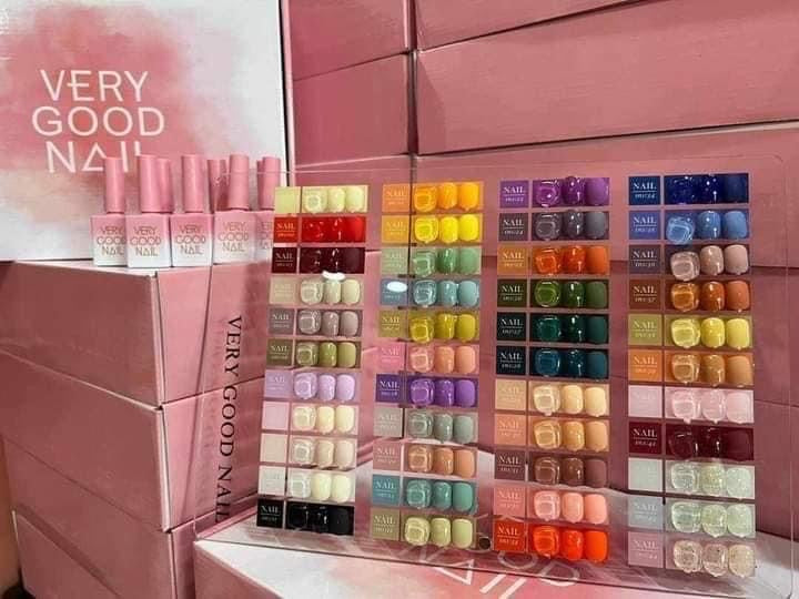 Very Good Nail 44 colours